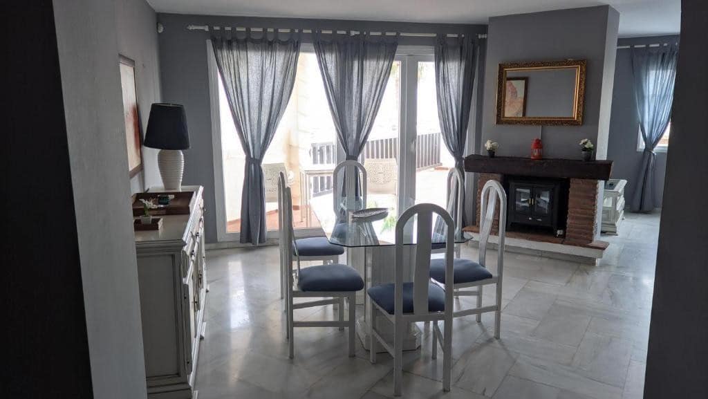 Drie-slaapkamer appartement aan zee in Benalmádena in Benalmadena - foto 8