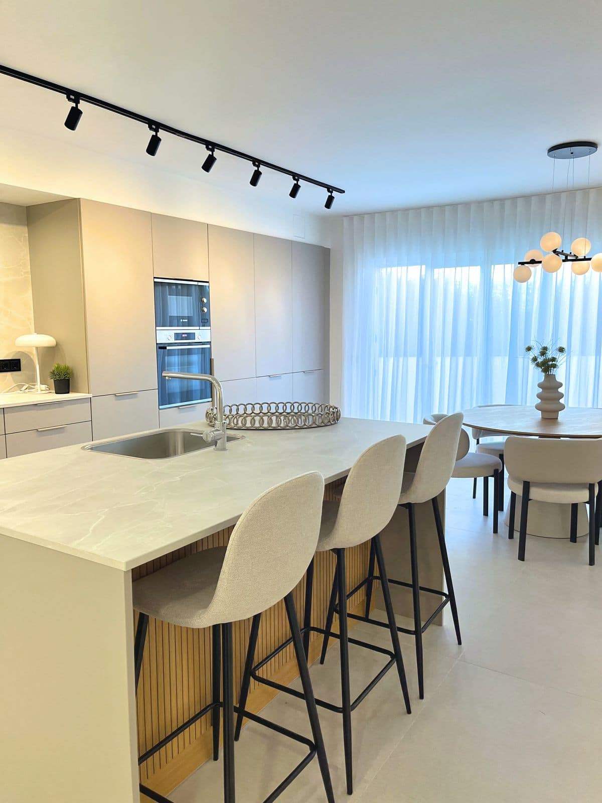 Drie-slaapkamerappartement op de begane grond met privé tuin in Nueva Andalucía in Nueva Andalucía - foto 10