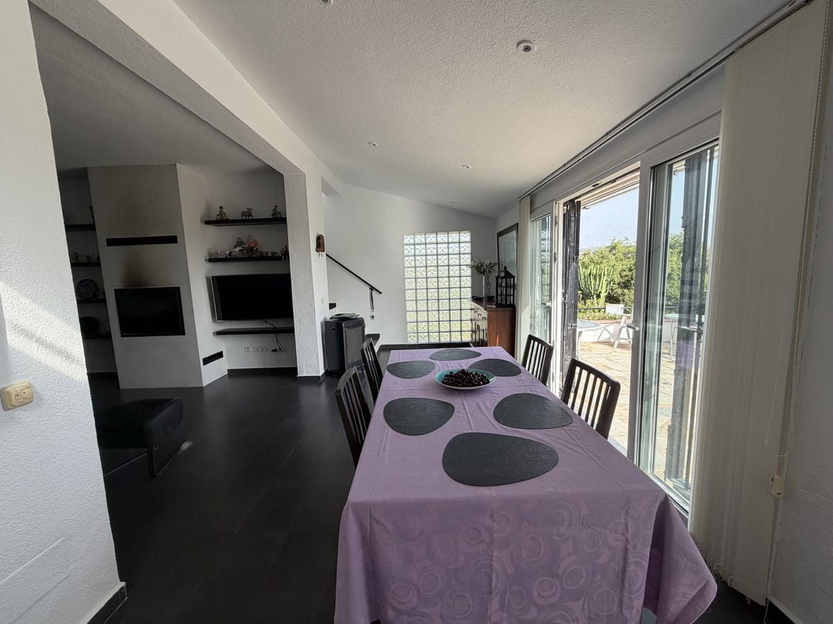 3-slaapkamer villa met panoramisch zeezicht in Princesa Kristina, La Duquesa in La Duquesa - foto 11