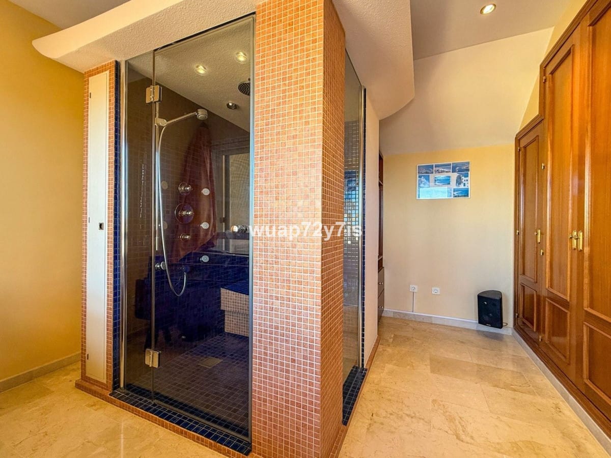 Stijlvol duplex-penthouse in Costabella met panoramisch zeezicht in Costabella - foto 19