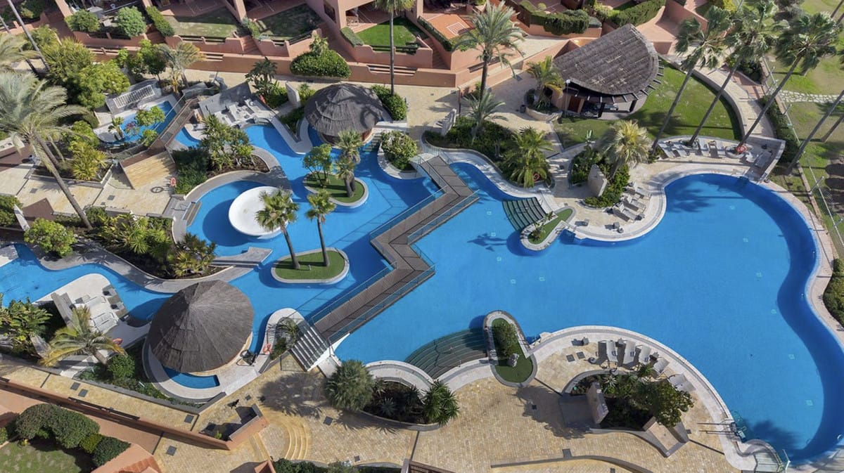 3-slaapkamer appartement aan het strand met overdraagbare toeristenvergunning | New Golden Mile, Estepona in New Golden Mile - foto 4