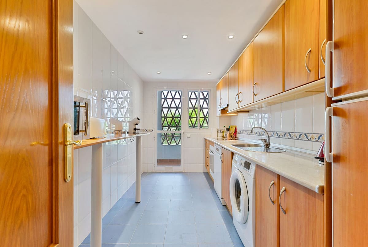 3 bedroom Apartment in Estepona - foto 9
