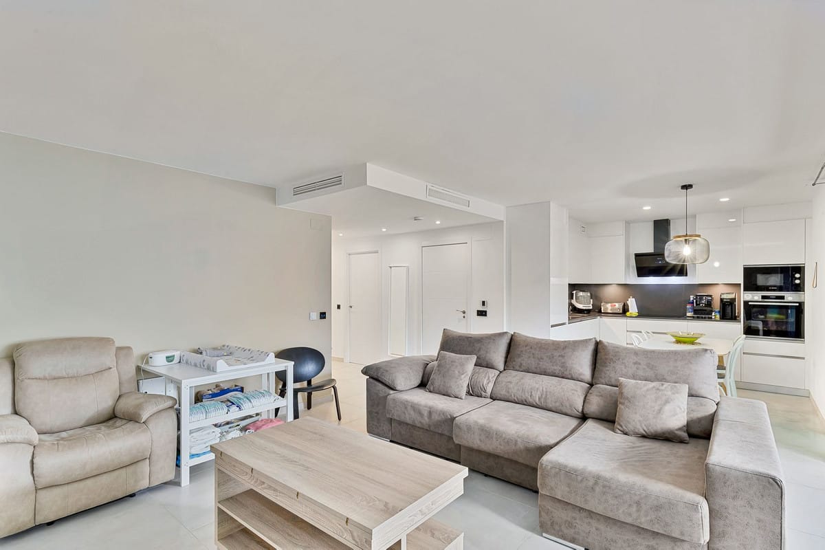 Appartement met 2 slaapkamers in Los Boliches, Málaga in Los Boliches - foto 4