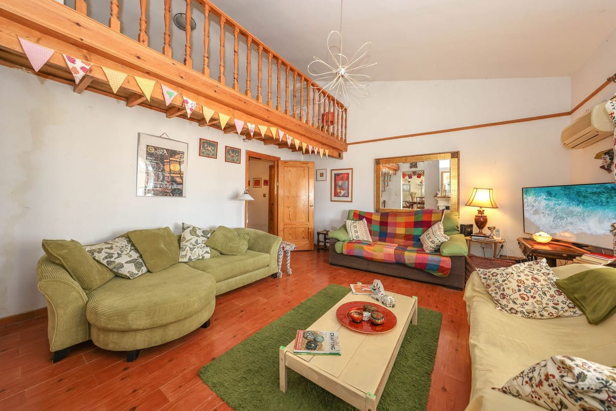 Villa met 3 slaapkamers in Guaro in Guaro - foto 13