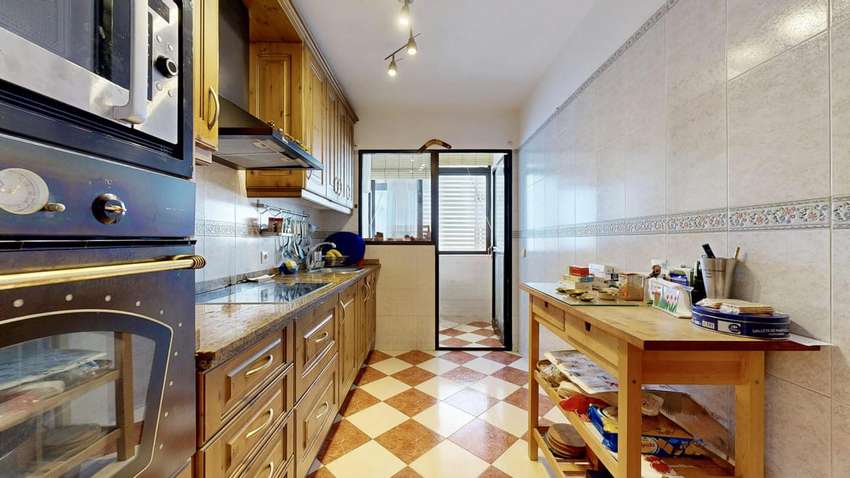 Drie-slaapkamer appartement Fuengirola – 111 m2 op 3 minuten van het strand in Fuengirola - foto 7