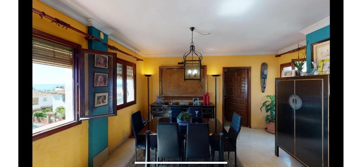 3-slaapkamer halfvrijstaande hoekwoning met zee- en bergzicht in Marbella in Marbella - foto 6
