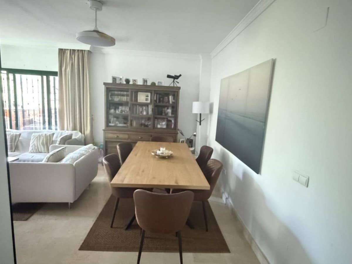 Drie-slaapkamerappartement in Elviria, Marbella in Marbella - foto 3