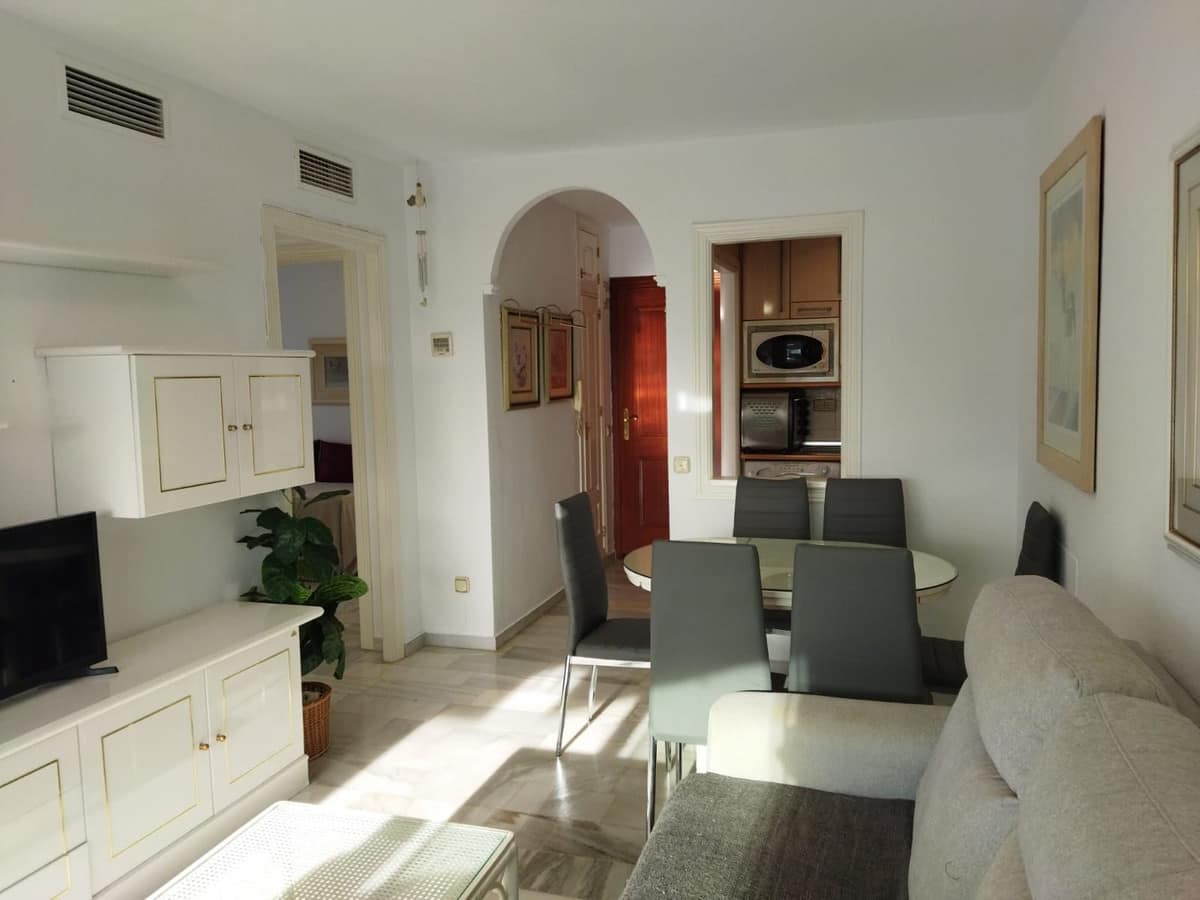 Appartement met 2 slaapkamers in Marbella in Marbella - foto 2