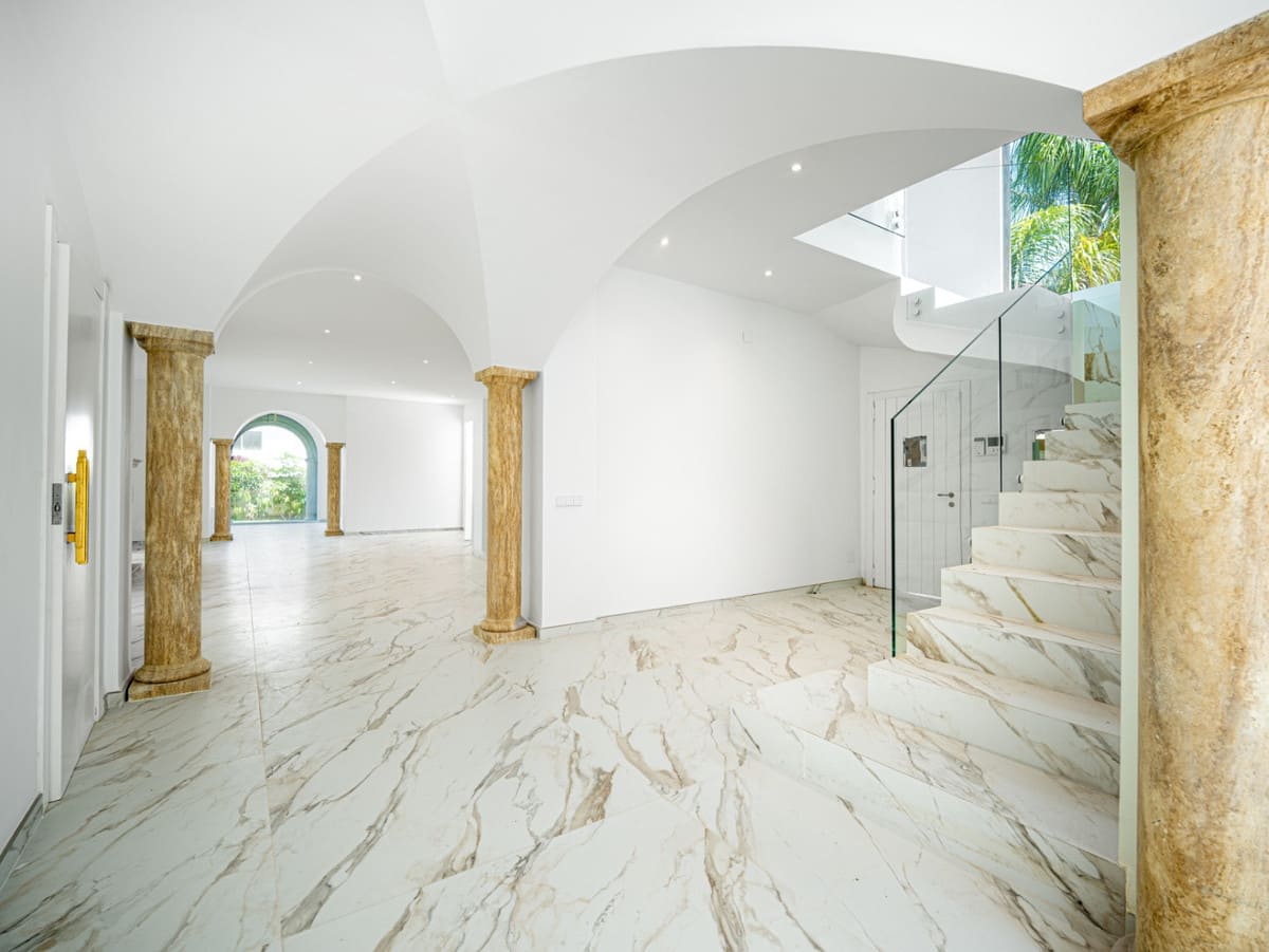 4-slaapkamer villa in Los Monteros, Marbella in Marbella - foto 5