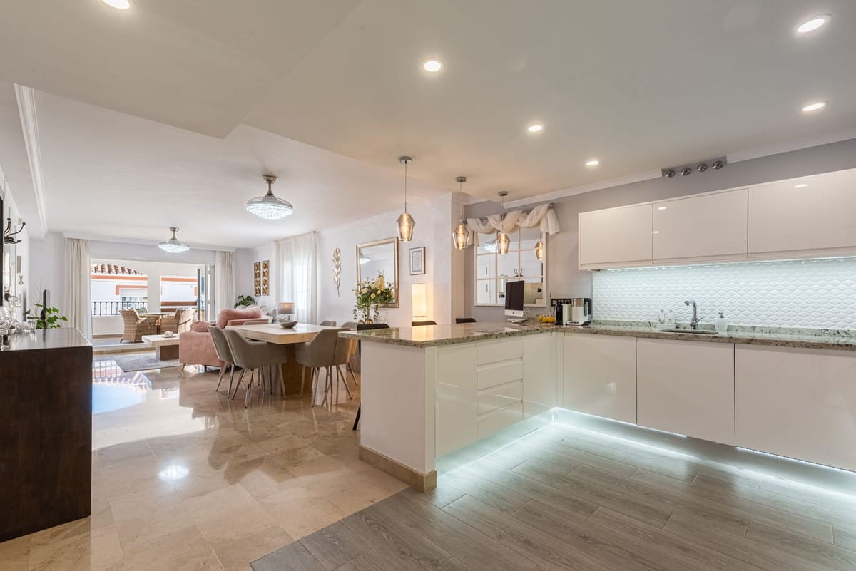 Appartement met 2 slaapkamers in Benahavís in Benahavís - foto 12