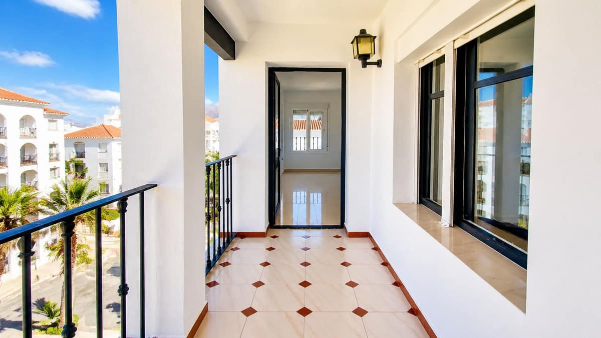 1 bedroom Apartment in San Luis De Sabinillas in San Luis de Sabinillas - foto 6