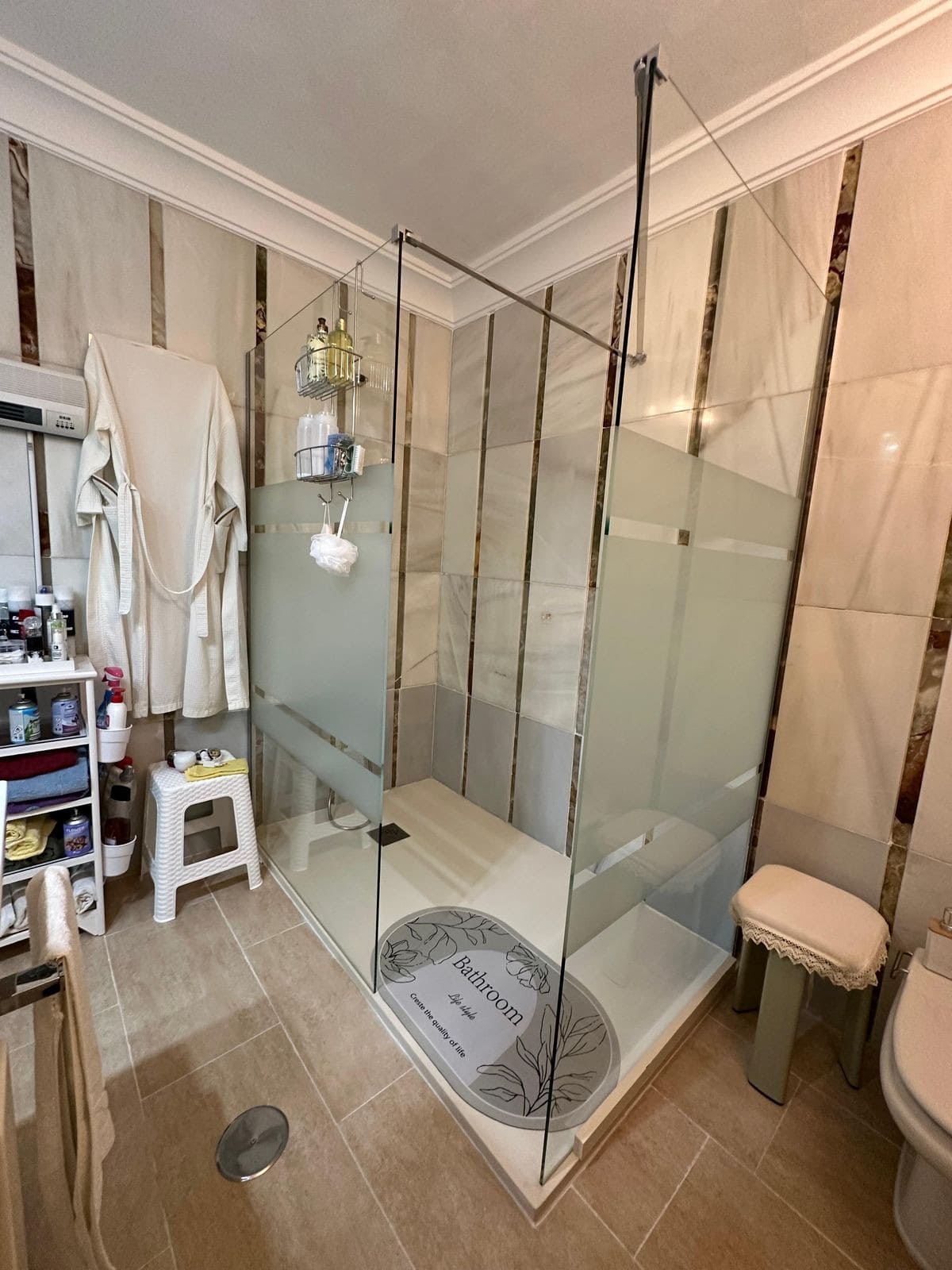 3-slaapkamerappartement met zijzeezicht aan de promenade, Estepona in Estepona - foto 20