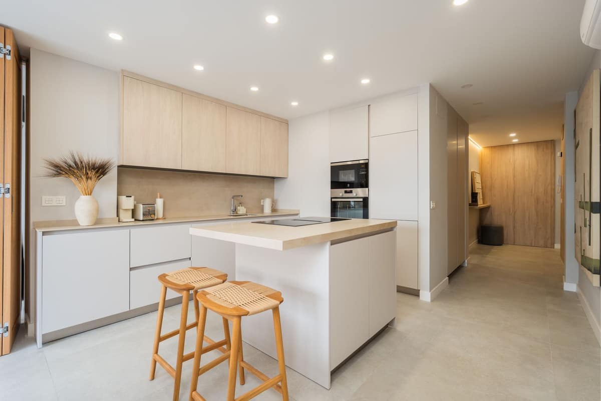 Exclusief 3-slaapkamer appartement aan de promenade van Estepona in Estepona - foto 10