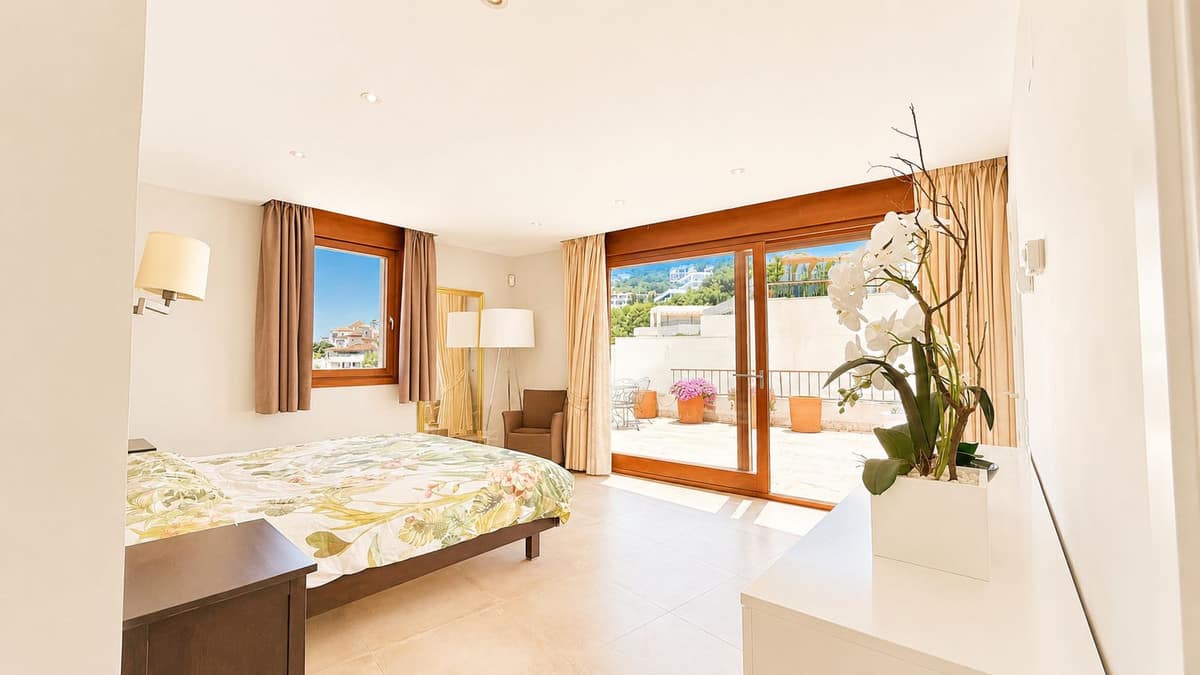 Penthouse met panoramisch zeezicht in Altos de los Monteros, Marbella in Altos de los Monteros - foto 11