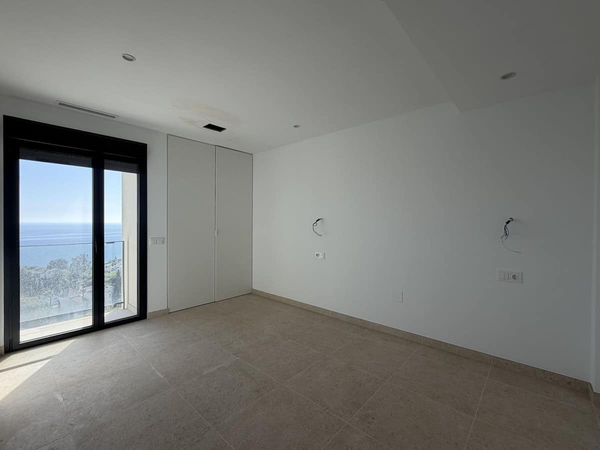 Drie-slaapkamerwoning in Torrox Costa in Torrox Costa - foto 10