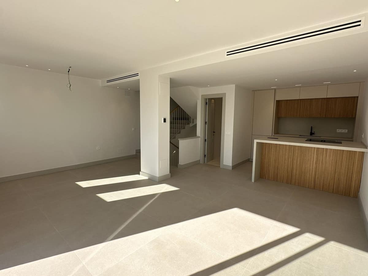 Drie-slaapkamerwoning in Torrequebrada in Torrequebrada - foto 9