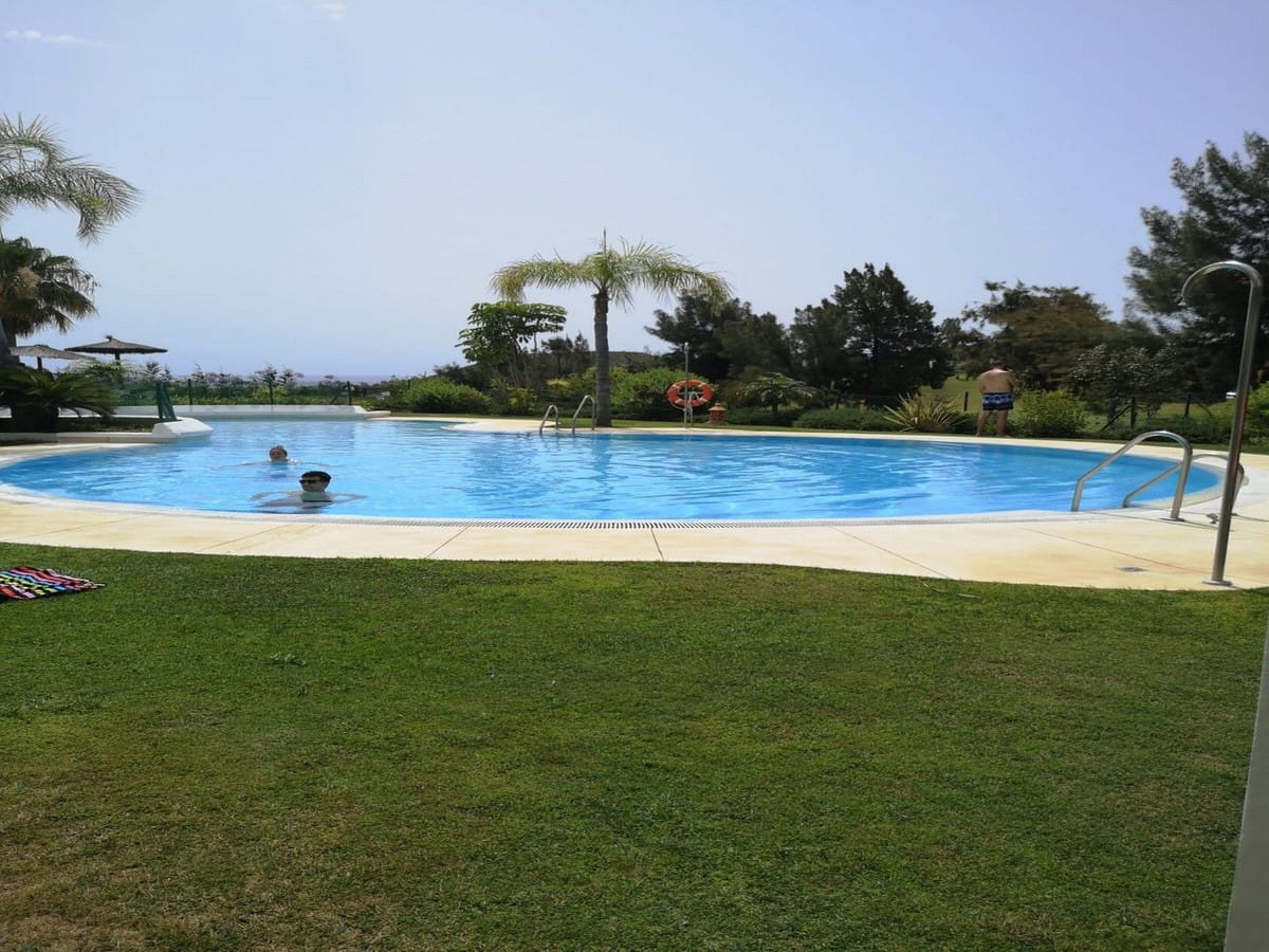 Penthouse met 2 slaapkamers in Calanova Golf, Costa del Sol in Calanova Golf - foto 3