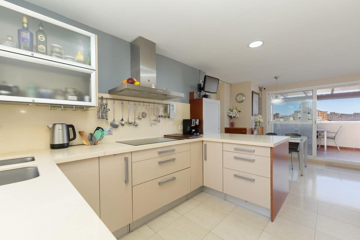 3 bedroom Apartment in Estepona in Estepona - foto 11