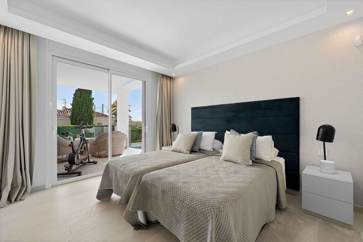 5-slaapkamer villa in Nueva Andalucía, Golf Valley in Nueva Andalucía - foto 13