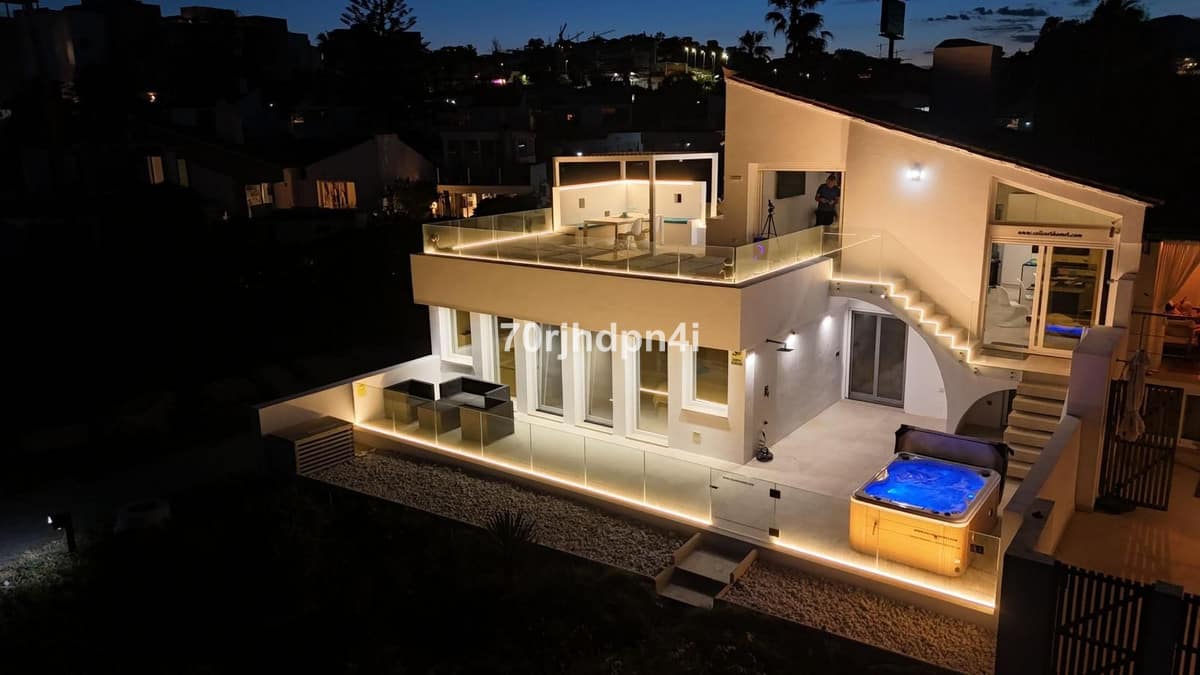 4-slaapkamer villa aan het strand in Estepona – gerenoveerd in 2021 in Estepona - foto 6