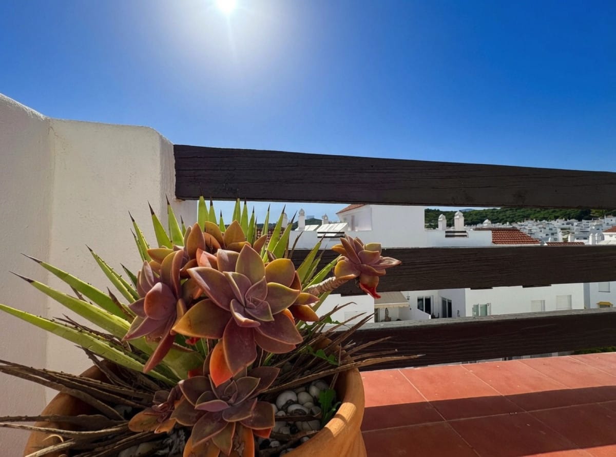 Frontline Golf duplex penthouse met panoramisch zeezicht – Valle Romano, Estepona in Valle Romano - foto 16