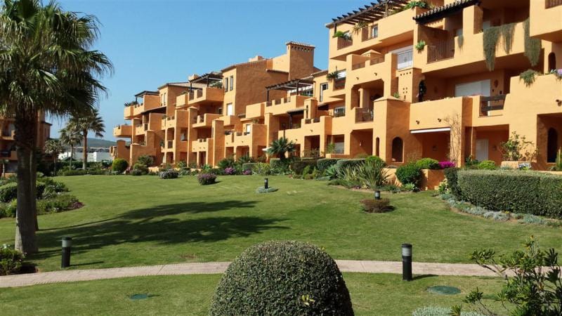 2-slaapkamer appartement direct aan het strand in La Duquesa in La Duquesa - foto 18