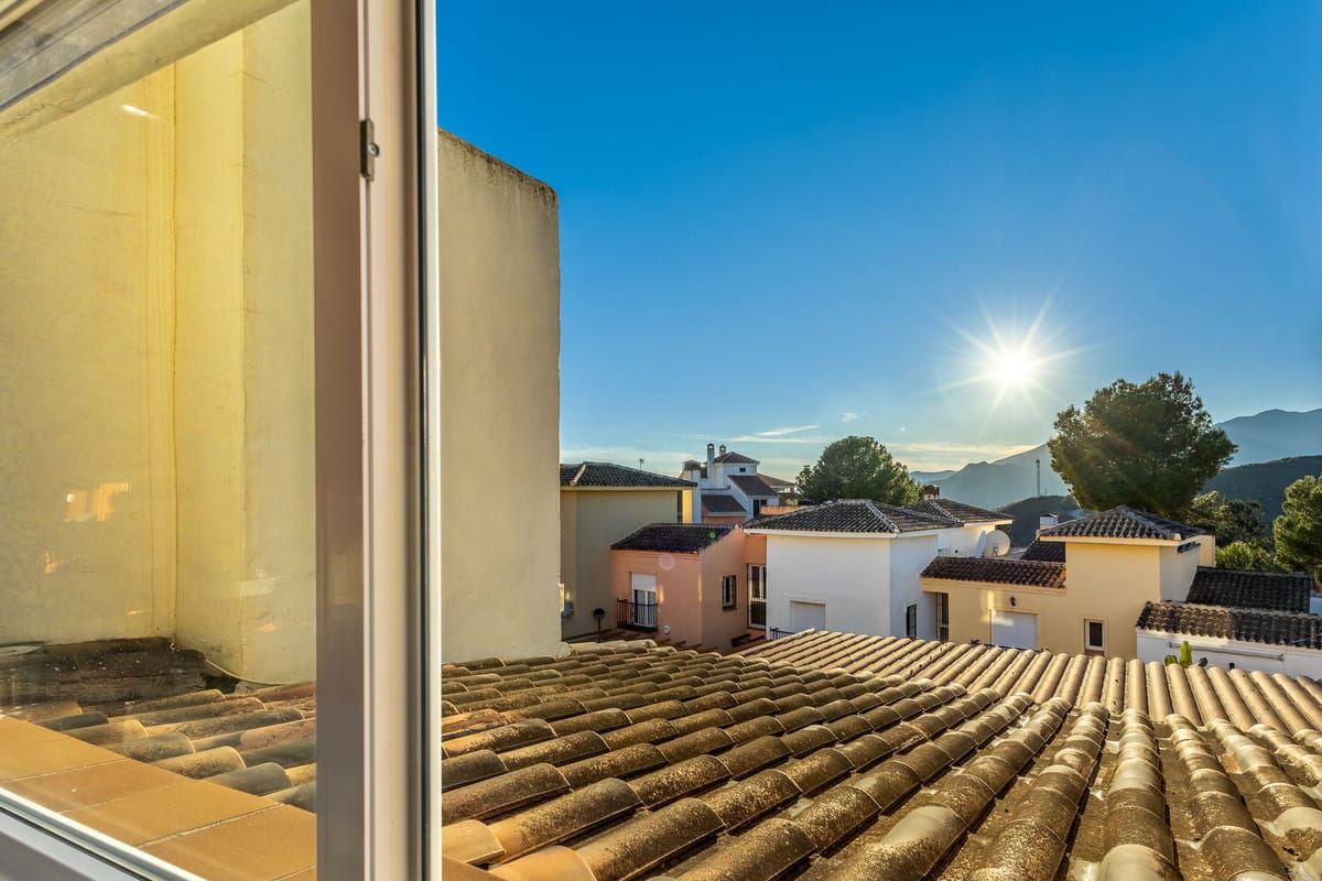 Alhaurín Golf – 2 slaapkamers, 3 verdiepingen, 2 badkamers, 2 terrassen in Alhaurin Golf - foto 18