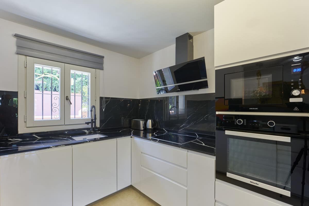 6 bedroom House in The Golden Mile in The Golden Mile - foto 10