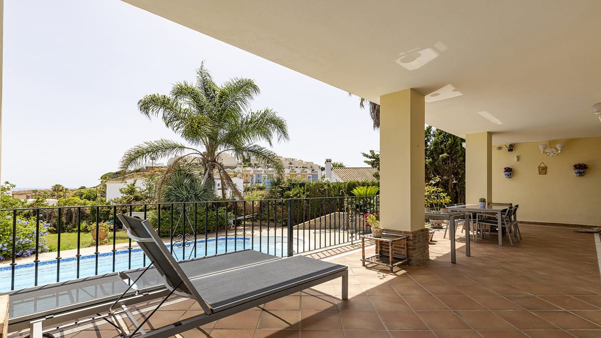 5 bedroom House in Casares in Casares - foto 16