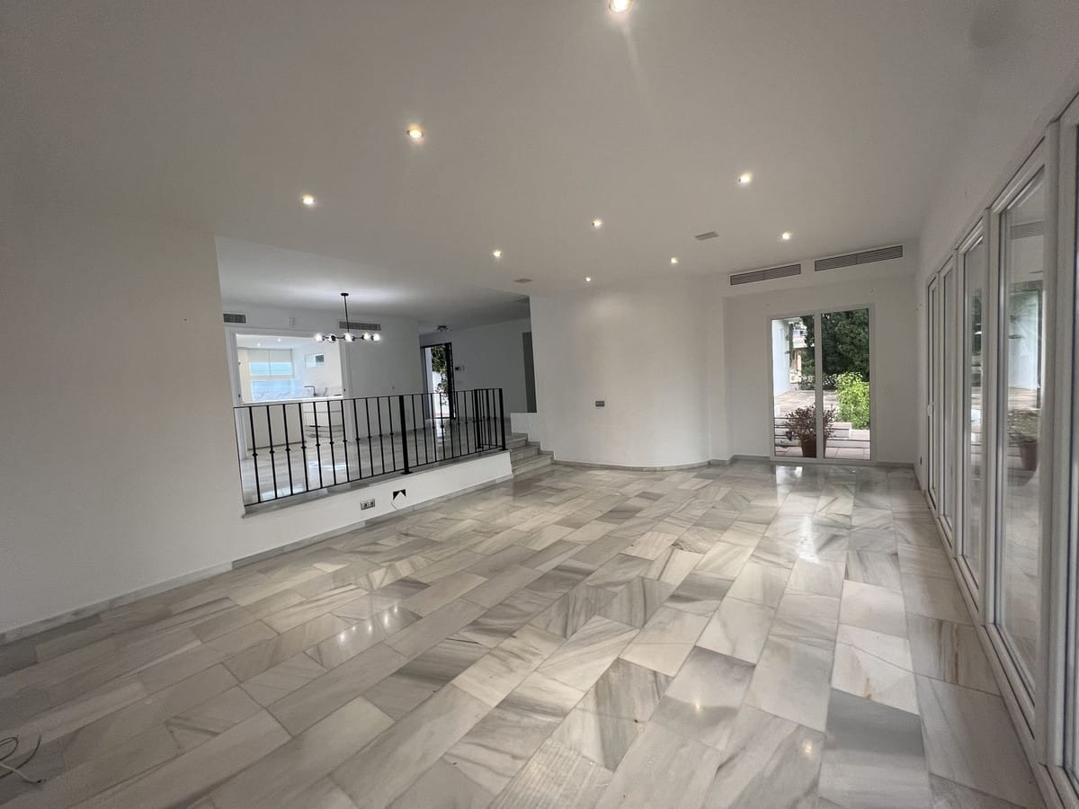 5-slaapkamerhuis in Nueva Andalucía in Nueva Andalucía - foto 10