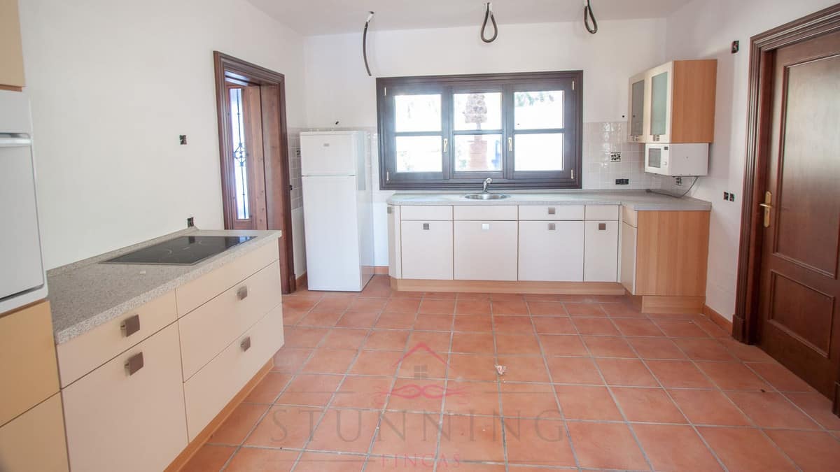 Finca met 4 slaapkamers in Casares in Casares - foto 8