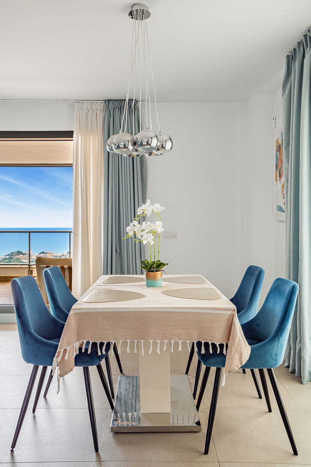 Drie-slaapkamer appartement met terras en zeezicht in Benalmádena Costa in Benalmadena Costa - foto 12