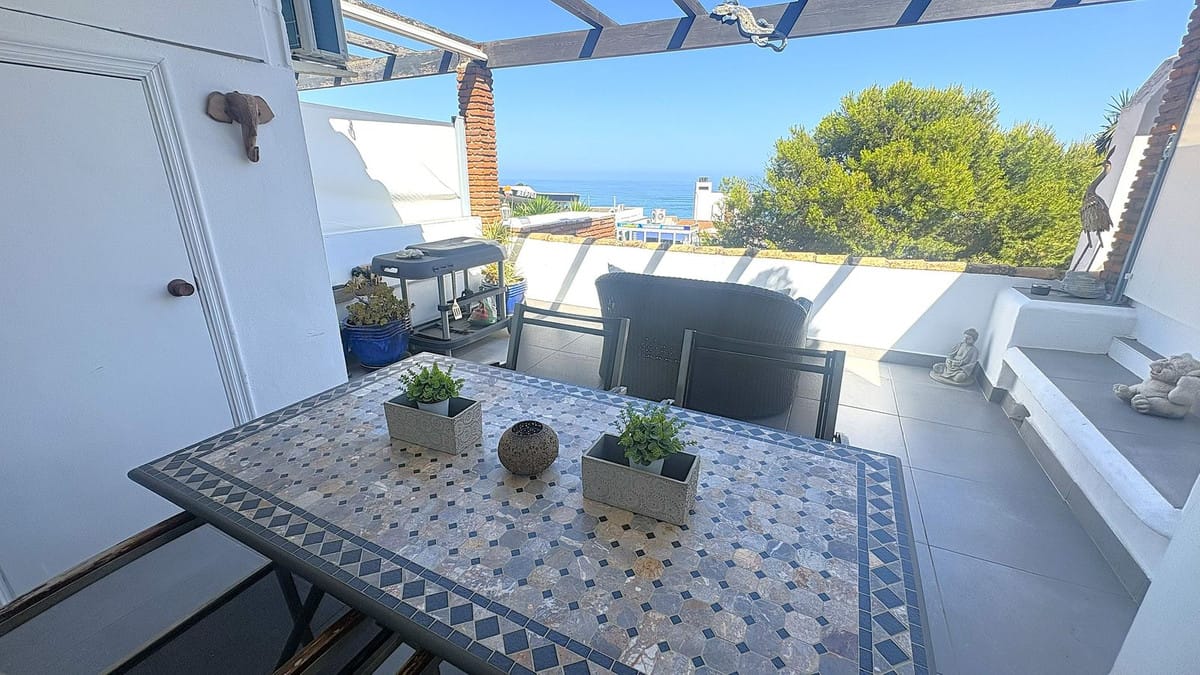 Drie-slaapkamer appartement in Estepona met zeezicht in Estepona - foto 4