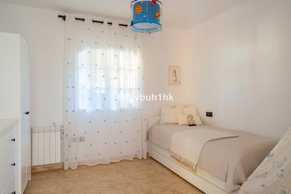 Vijf-slaapkamer villa in El Coto, Málaga in El Coto - foto 9