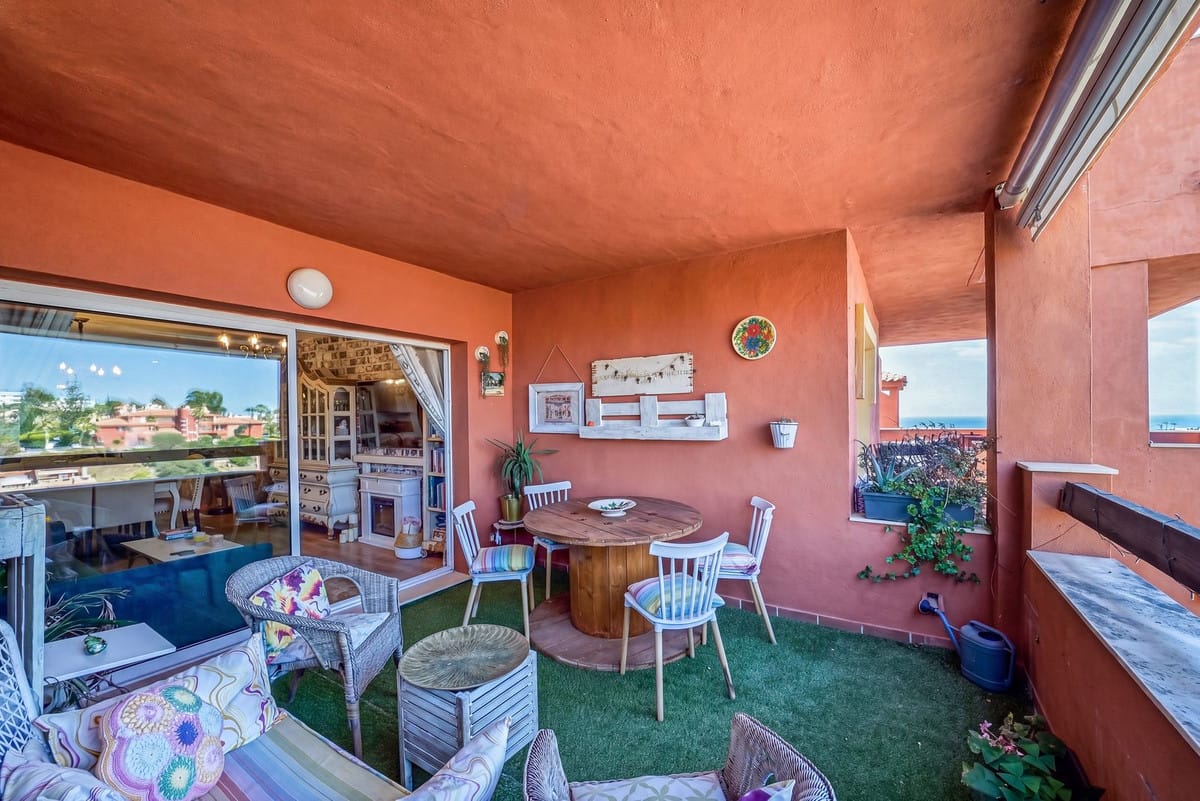 2 bedroom Apartment in Reserva De Marbella in Reserva de Marbella - foto 12