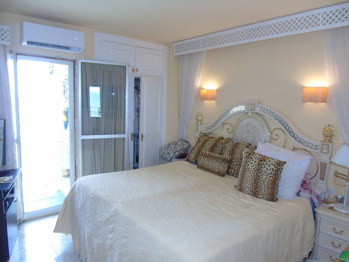 Appartement met 2 slaapkamers in Benalmádena in Benalmadena - foto 16