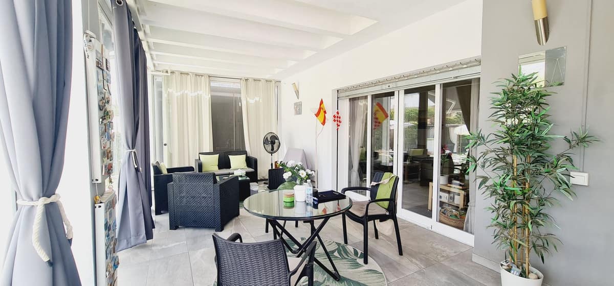 Vrijstaande villa met 4 slaapkamers in Alhaurín de la Torre in Alhaurín de la Torre - foto 4