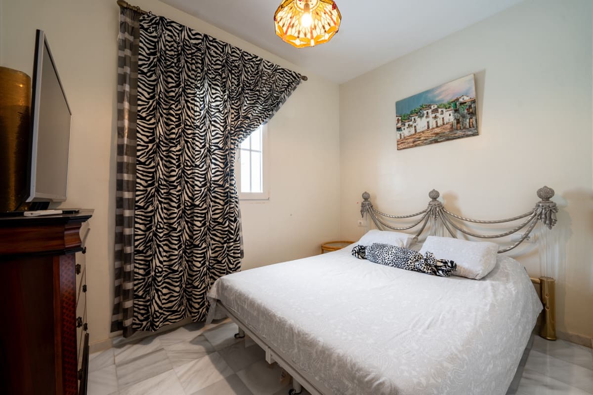 Finca met 4 slaapkamers in Pizarra in Pizarra - foto 17