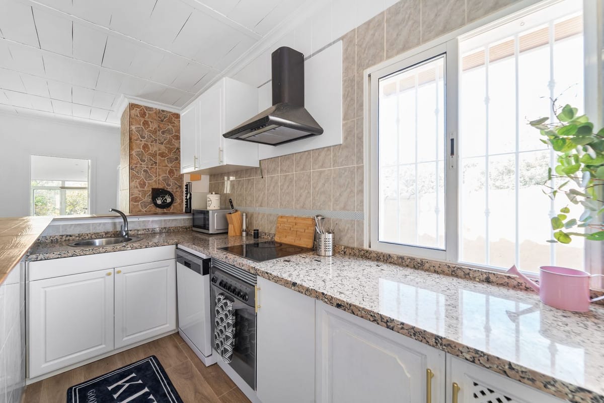 Charmant gerenoveerde landelijke woning met 3 slaapkamers in Entrerríos, Mijas in Mijas - foto 7