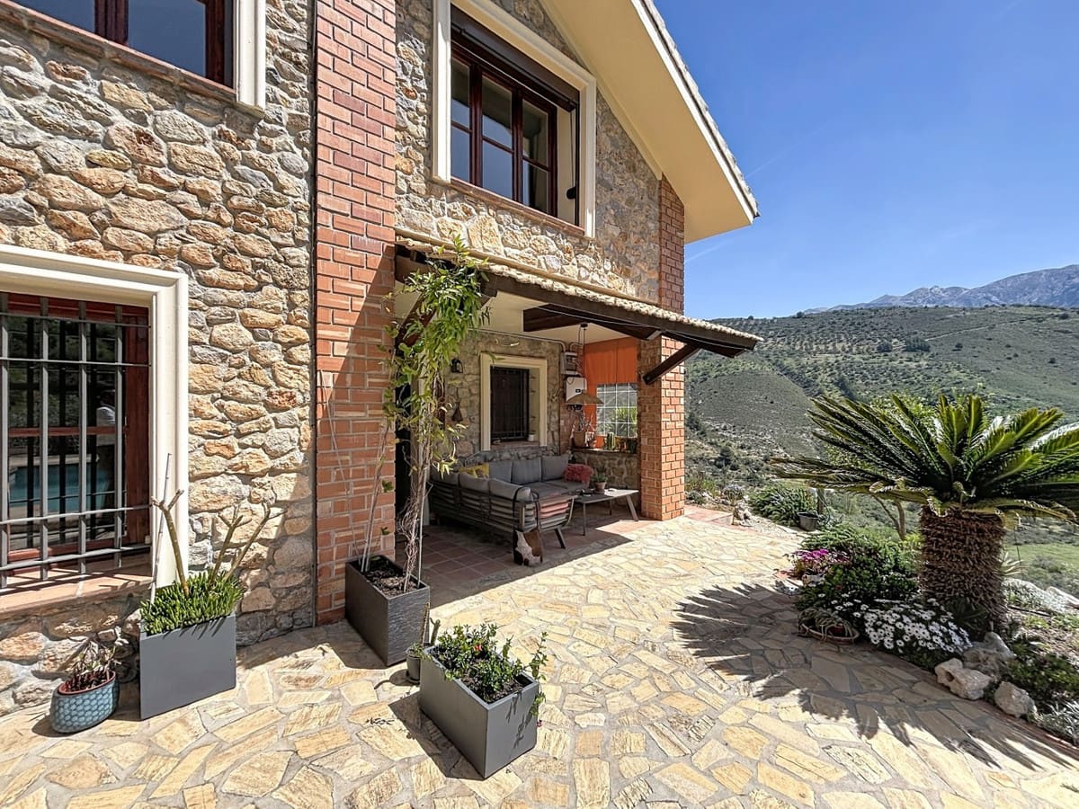 4-slaapkamer villa in Alcaucín in Alcaucín - foto 3