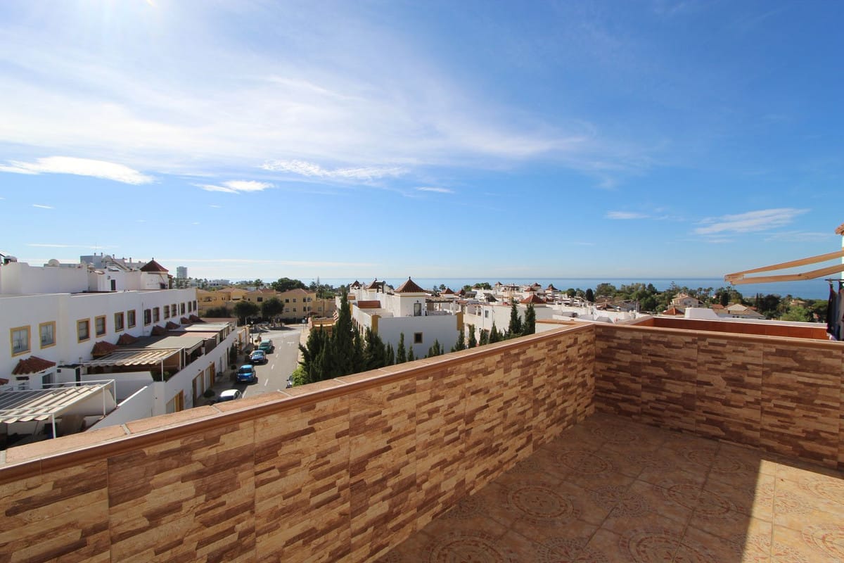 5-slaapkamer stadswoning in Marbella met onafhankelijk studio-appartement in Marbella - foto 16