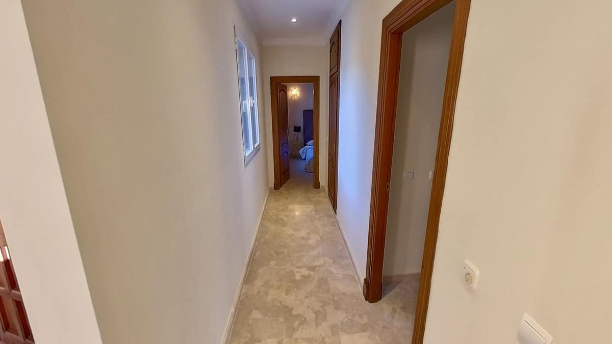 4-slaapkamer villa in Sierra Blanca Country Club, Marbella in Sierra Blanca - foto 13