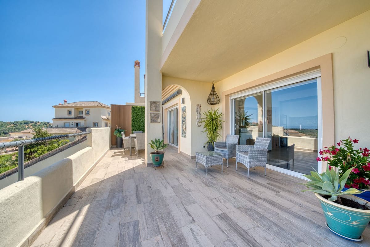 Drie-slaapkamerappartement in San Roque in San Roque - foto 2