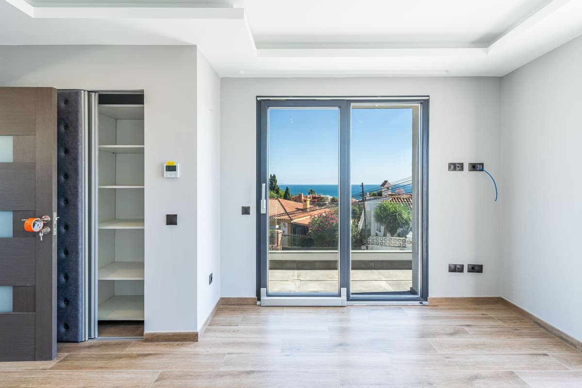 Villa met 3 slaapkamers in Estepona in Estepona - foto 14