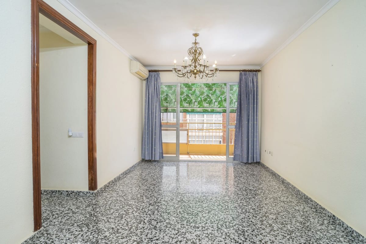 4 bedroom Apartment in Málaga in Málaga - foto 20