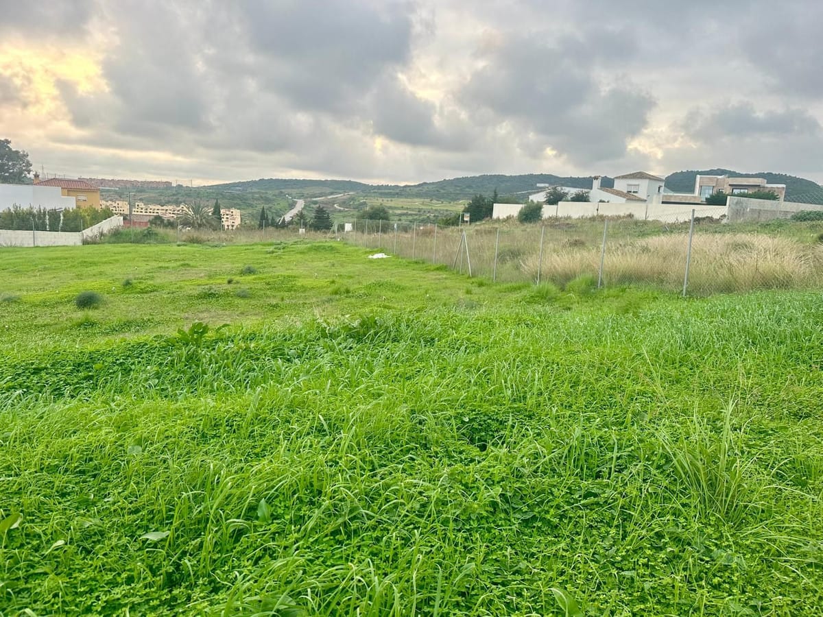 Perceel Valle Romano, Estepona – 1034 m2 met zeezicht en bouwvergunning in Valle Romano - foto 11