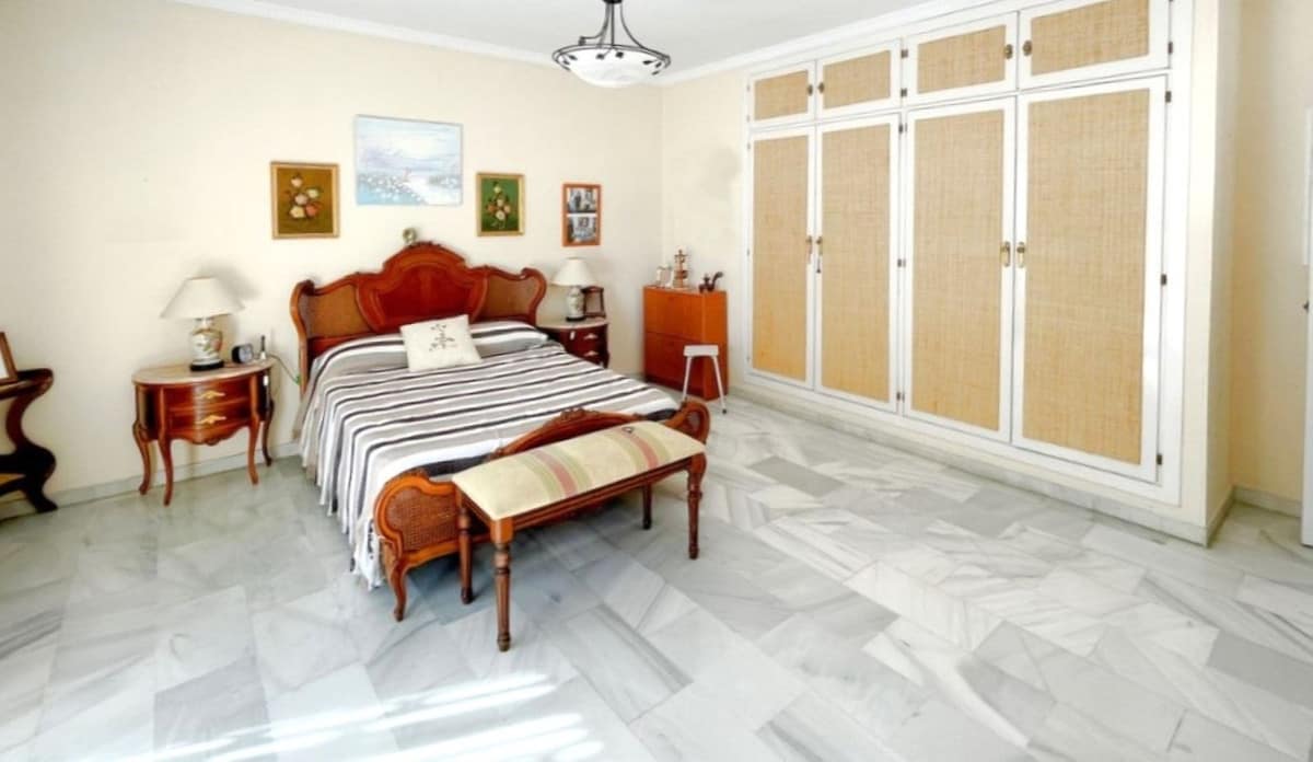 3-slaapkamer appartement aan het strand in Estepona in Estepona - foto 4