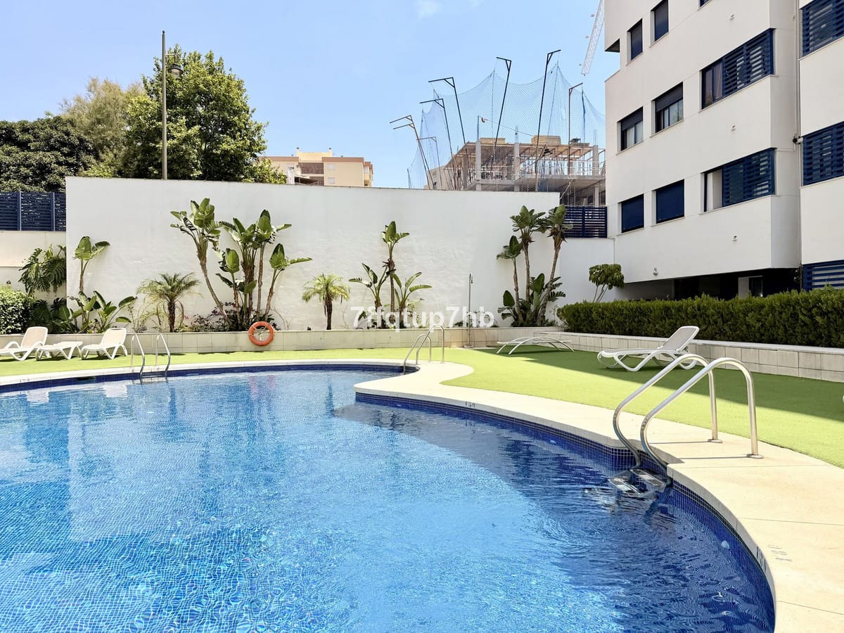 Drie-slaapkamer appartement in Estepona in Estepona - foto 5