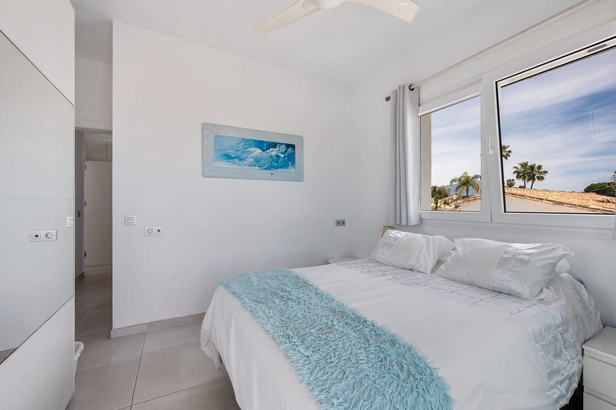 Moderne 3-slaapkamer villa in Estepona op loopafstand van het strand in Estepona - foto 16