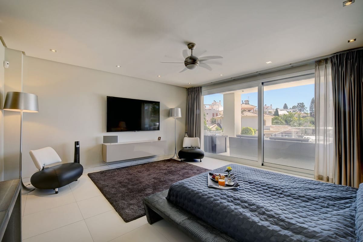 5-slaapkamer villa te koop in Nueva Andalucía – Golf Valley in Nueva Andalucía - foto 19